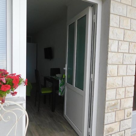 Studio Apartman Jojo Appartement Senj  Buitenkant foto