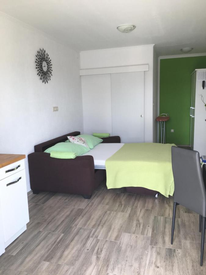 Studio Apartman Jojo Appartement Senj  Buitenkant foto