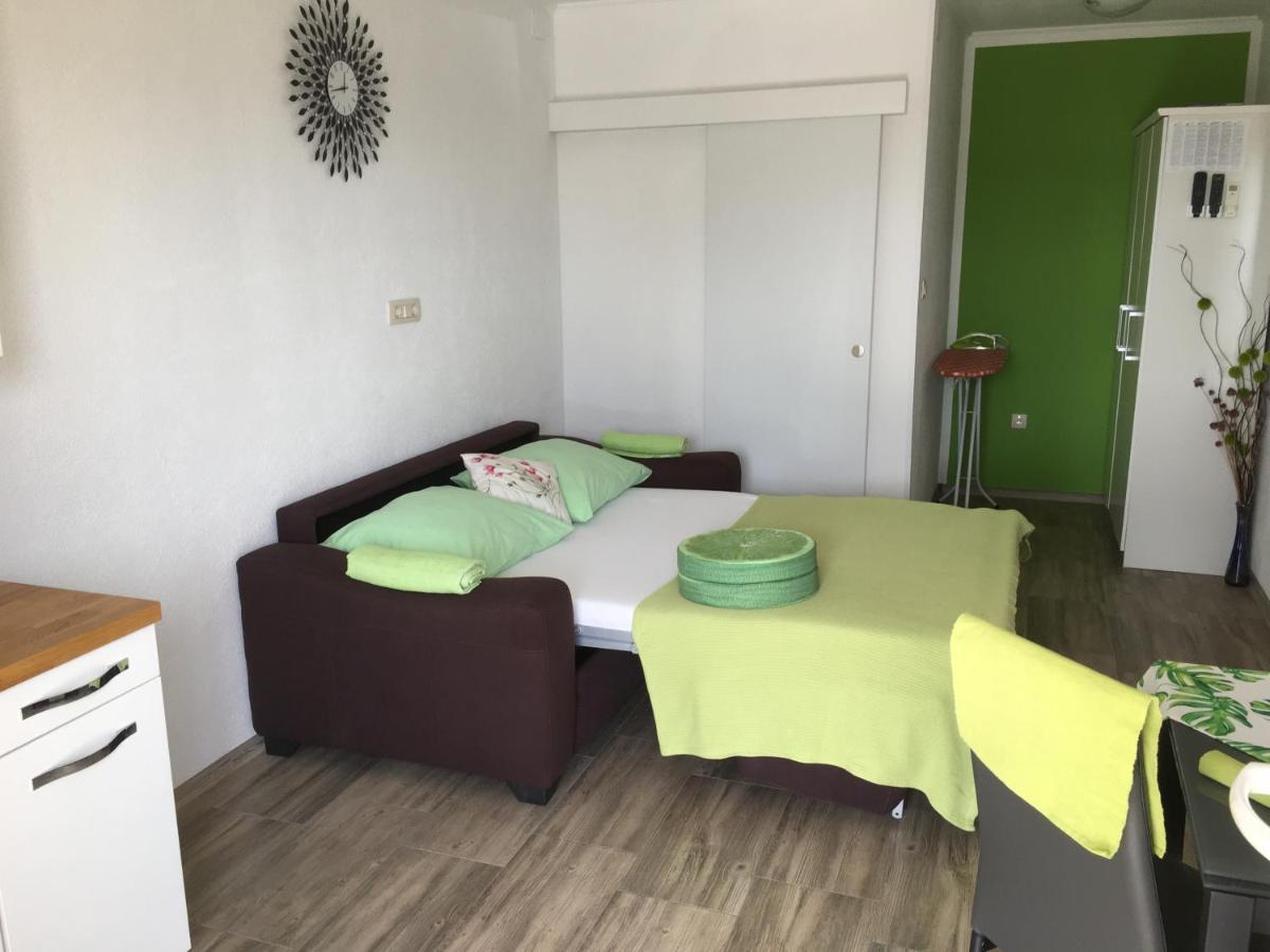 Studio Apartman Jojo Appartement Senj  Buitenkant foto