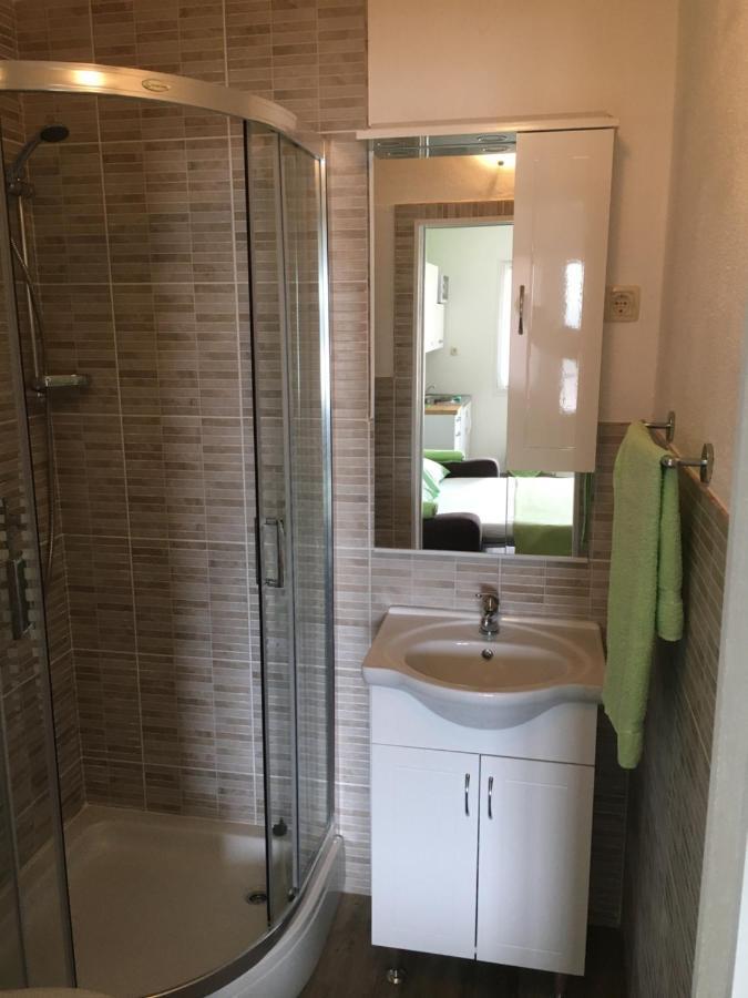 Studio Apartman Jojo Appartement Senj  Buitenkant foto