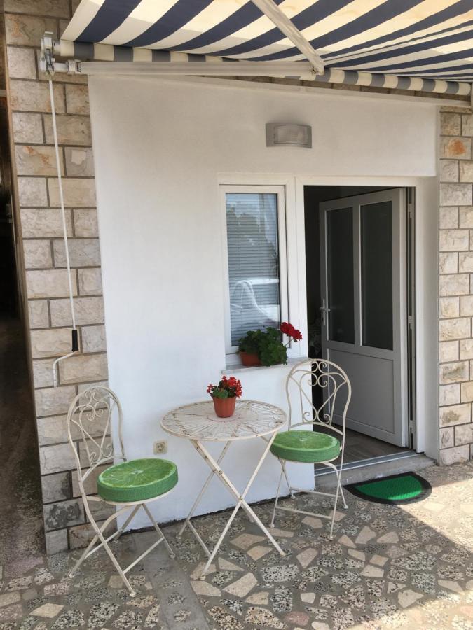 Studio Apartman Jojo Appartement Senj  Buitenkant foto