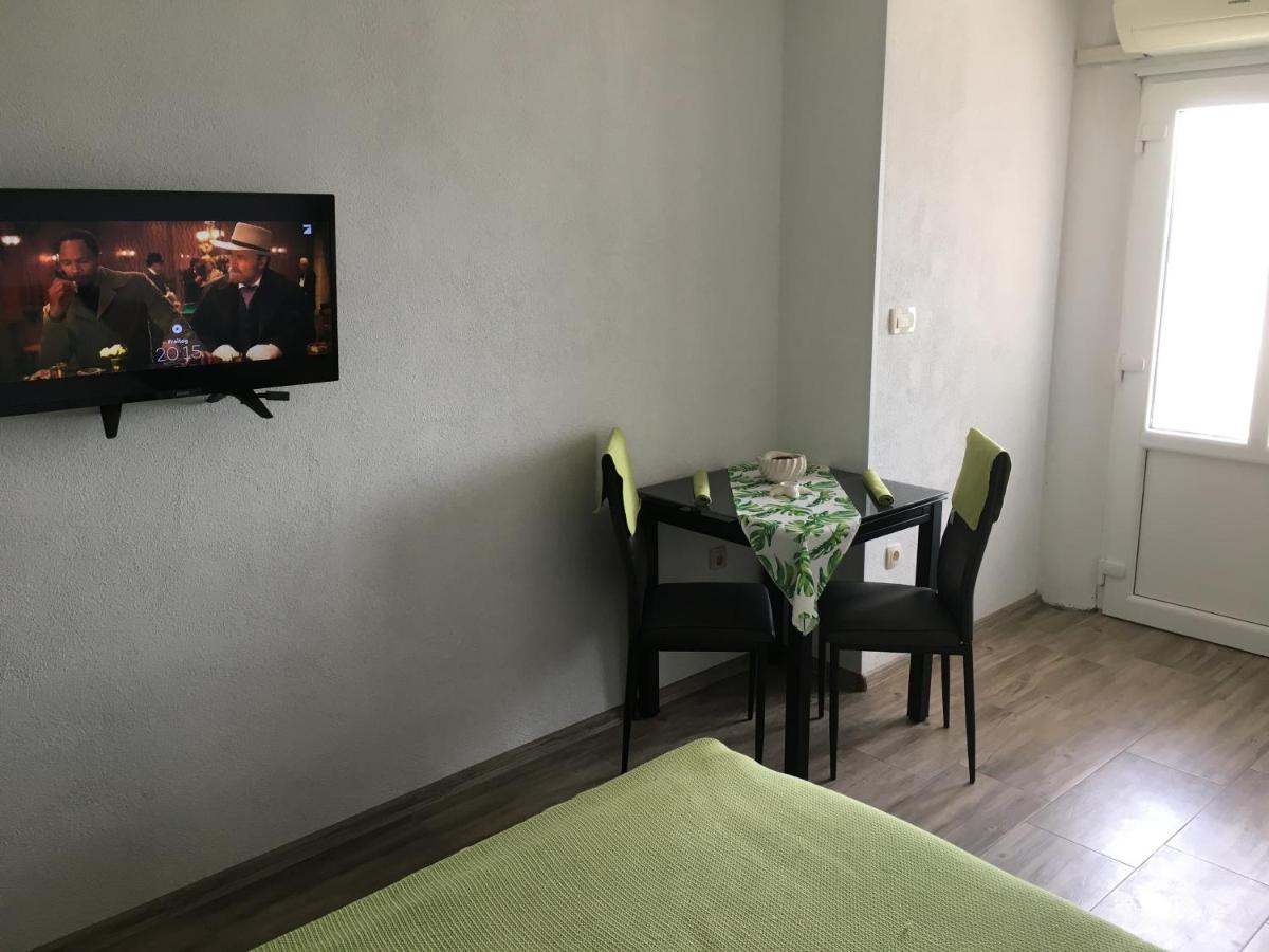 Studio Apartman Jojo Appartement Senj  Buitenkant foto