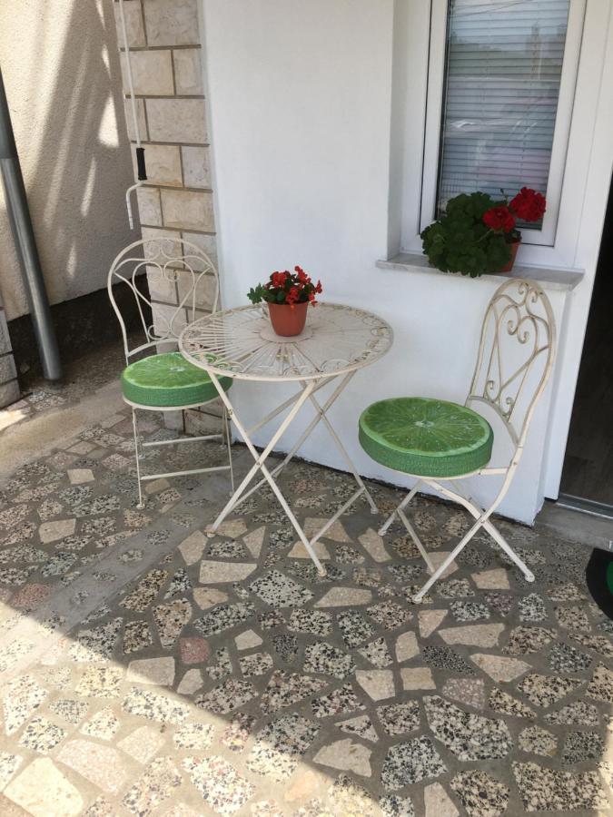 Studio Apartman Jojo Appartement Senj  Buitenkant foto