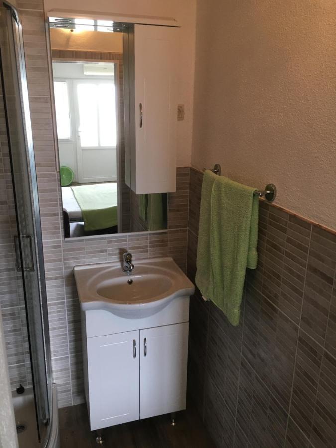 Studio Apartman Jojo Appartement Senj  Buitenkant foto